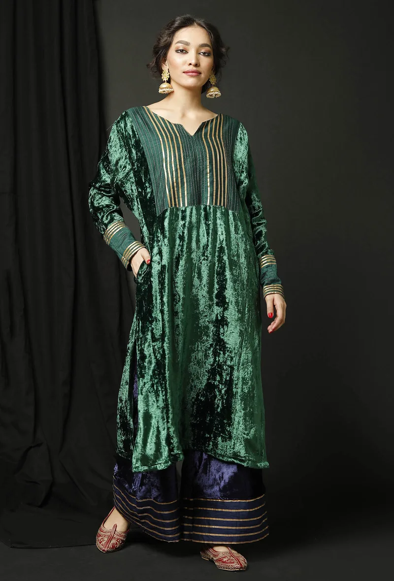 Set of 2 : Green Velvet Phiran and Blue velvet Pallazo