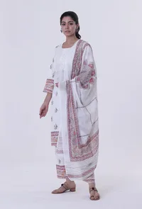 White Color Cotton Dupatta with Multicolor Motif image 1