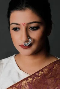 Mohini Maharashtrian Nose Pin image 1