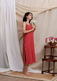 Red Gamcha Slip Kurta Dress image 3