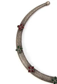 Enchanted Floral Glass Stone Hasli and Earrings Set image 4