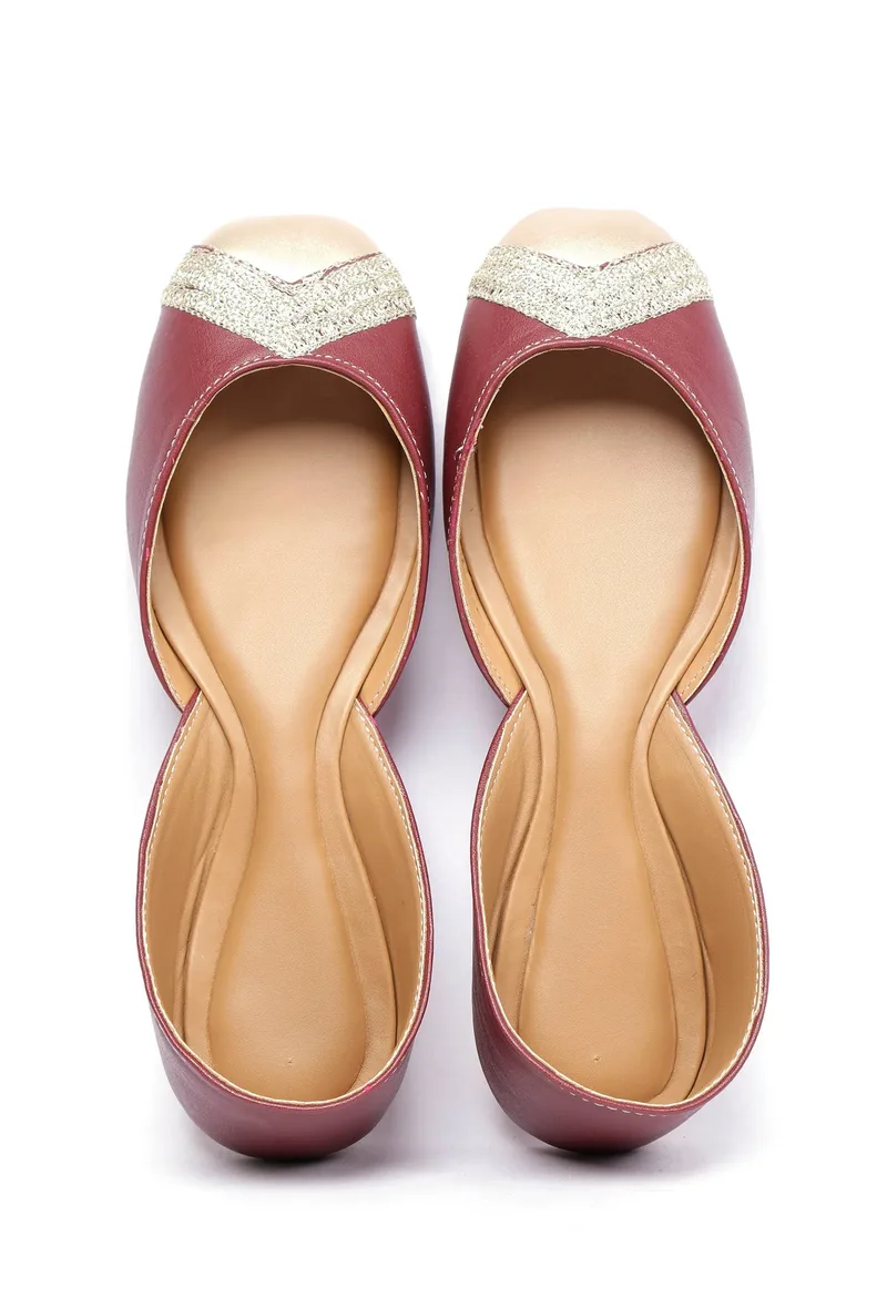 Caramel Red Embroidered Cruelty-Free Leather Juttis