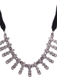 Marvolo German Silver Embellished Necklace image 4