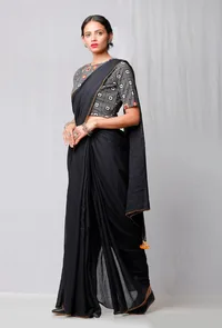 Set of 2: Black Plain Saree and Black Handblock Printed Blouse image 2