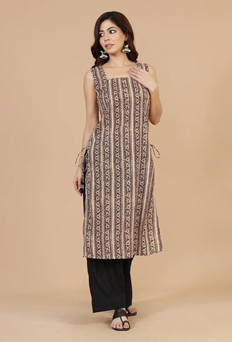 Baagh Printed Straight Cotton Kurta with Side Tie-Ups - Black & Beige