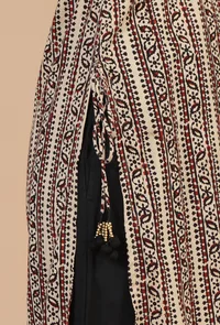 Baagh Printed Straight Cotton Kurta with Side Tie-Ups - Black & Beige image 6