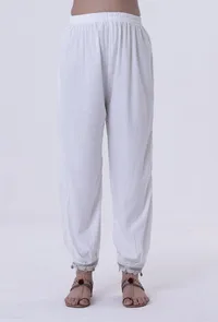 Set Of 2: White Lurex Kurta With Pant Set image 4