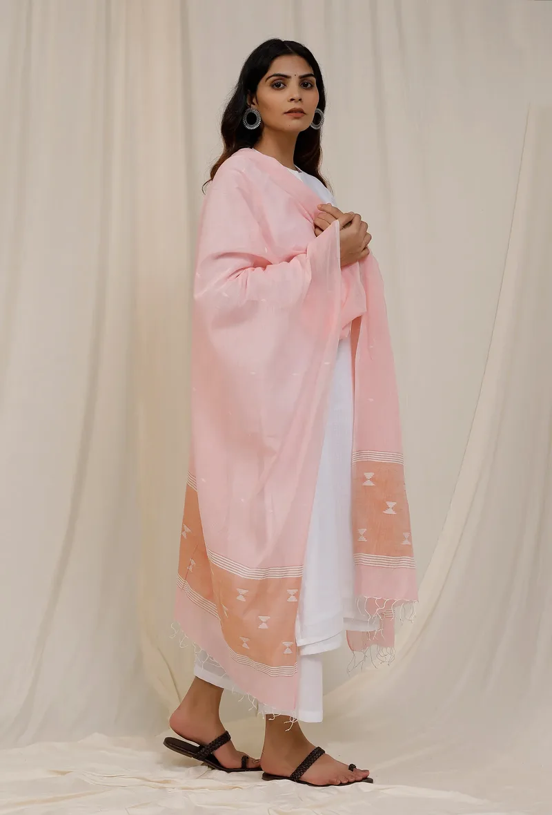 Baby Pink Handloom Cotton Jamdani stole