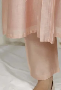 Off White Zari Woven Chanderi Dupatta image 4