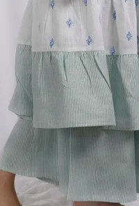 Green Woven Cotton Striped Flared Pants image 4