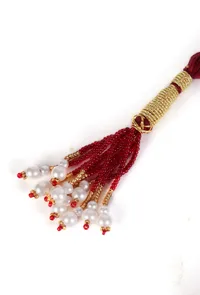 Nayantara Temple Heritage Kemp Necklace Set with Pearls image 4