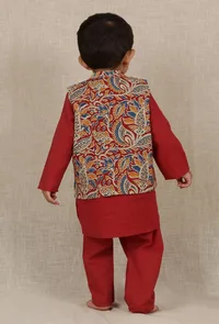 Set Of 3: Ahim Maroon Red Cotton Kurta, Pyjama With Kalamkari Nehru Jacket image 4