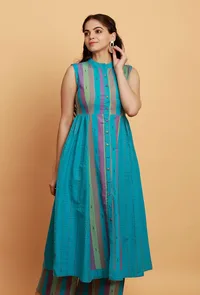 Blue Multicolor Flared Sleeveless Woven Kurta image 2