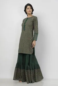 Set of 2: Irvin Bottle Green Floral Hand-Block Printed Cotton Short Kurta with Printed Sharara image 2