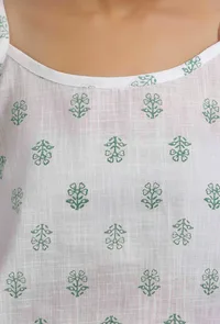 Green Block Printed Slip Top image 4