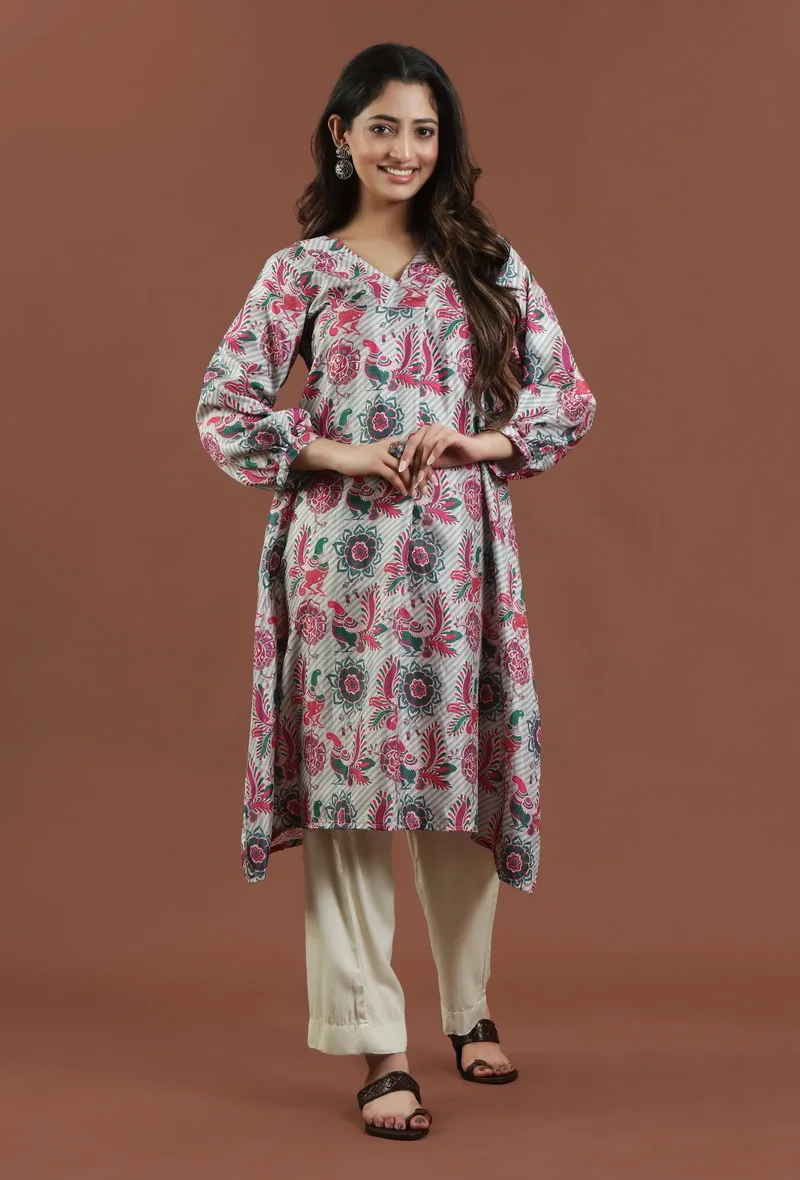 Elegant Off-White Kalamkari Printed Silk A-Line Kurta