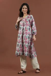 Elegant Off-White Kalamkari Printed Silk A-Line Kurta image 2