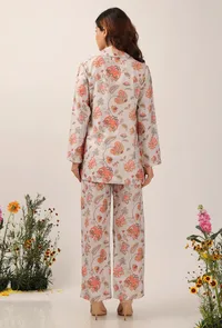 Set Of 3: Cara Floral Chintz Summer Blazer With Bustier Top & Trouser Pant image 2