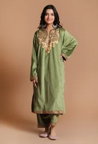 Set Of 3 Olivine Aari Embroidered Kashmiri Phiran-Free Size image 2