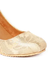 Beige Pencil Heels In Brocade image 5