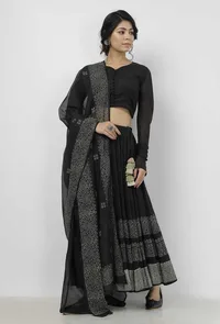 Set of 3: Kaani Black and White Hand-Block Printed Tasseled Kota Kali Skirt and Plain Black Full Sleeves Kota Blouse with Black and White Hand Block Printed Kota Dupatta image 2