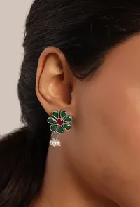 Elegant Green Stone Embellished Hasli And Earring Set image 3