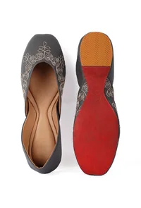 Aurora Grey Dori Zari Embroidered Jutti image 3