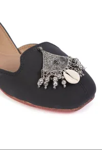 Sleek Black Jutti with Tribal German Silver image 2