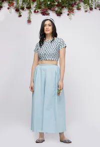 Set of 2 : Blue  Hand-Block Printed Cotton Blouse Paired with plain Cotton Culottes image 2