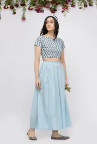 Set of 2 : Blue  Hand-Block Printed Cotton Blouse Paired with plain Cotton Culottes image 3