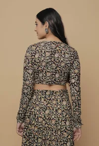 Black Kalamkari Printed Round Neck Full Sleeves Tasseled Blouse image 5