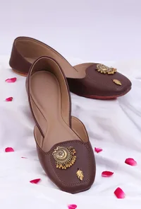 Classic Tan Brown Jutti with Chandbali and Ghungroo image 1
