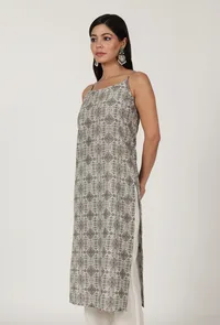 Multi Printed White Color Cotton Slip image 3