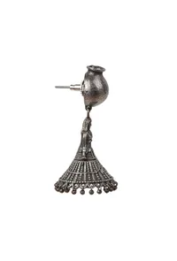 Panihari Woman Matka Drop Earrings image 3