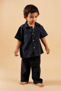 Set Of 2:Oxford Blue Cotton Shirt With Oxford Blue Woven Buti Pant image 1