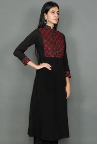 Black Kurta With Red Kantha Embroidery image 2