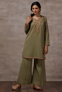 Sheen Mint Green Straight Woollen Kurta image 2