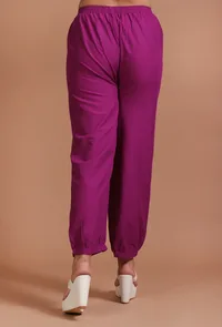 Set Of 2: Pink Cotton Plain Kurta & Pant Set image 5