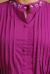 Set Of 2: Pink Cotton Plain Kurta & Pant Set image 6