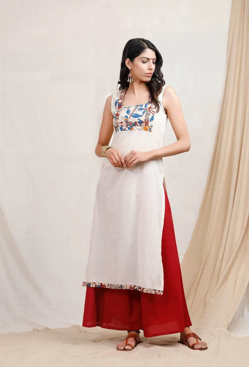 Set of 2: Off white kalamkari yoke kurta and Red Cullottes
