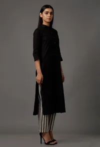 Black Pure Woven Cotton Kurta image 3