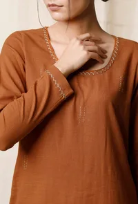 Narangi Cotton Slub Kurta image 6