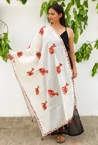 White Cotton Dupatta with Red Animal Appliqué work image 2
