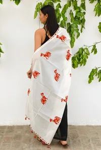 White Cotton Dupatta with Red Animal Appliqué work image 3