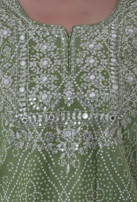 Set Of 3: Green & White Color Cotton Block Printed Kurta, Pant & Dupatta image 6