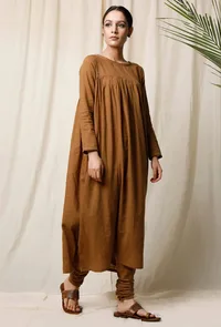 Khaki Cotton Slub Gathered Kurta image 5