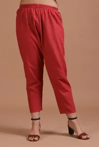 Set Of 2: Red Cotton Plain Kurta & Pant Set image 4