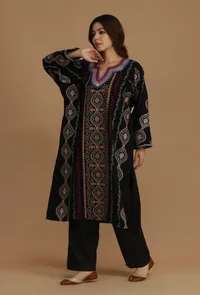 Midnight Kashmiri Embroidered Free Size Phiran- Free Size image 2