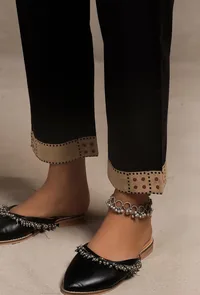 Black-Ecru Contrast Straight Narrow Fit Pants image 5