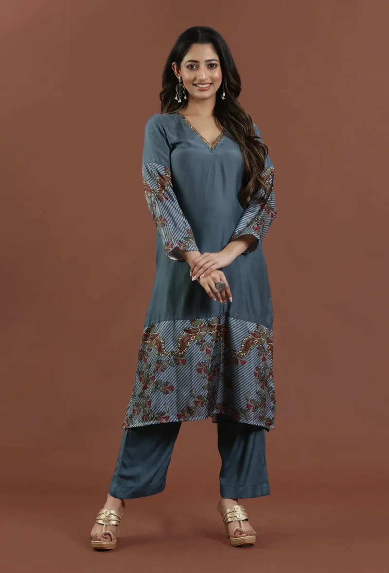 Set of 2:Teal Blue Kalamkari Printed Muslin Silk Kurta with Pant Set